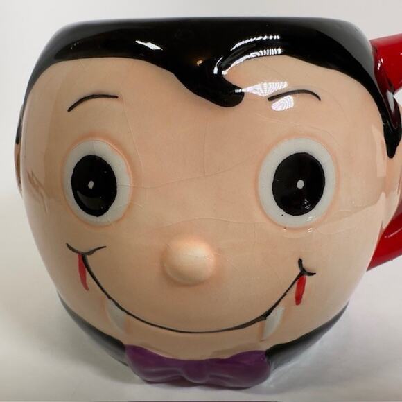 Walgreens Dracula Vampire Ceramic Mug/Cup Halloween Black Red 24.3 fl oz - Picture 3 of 12